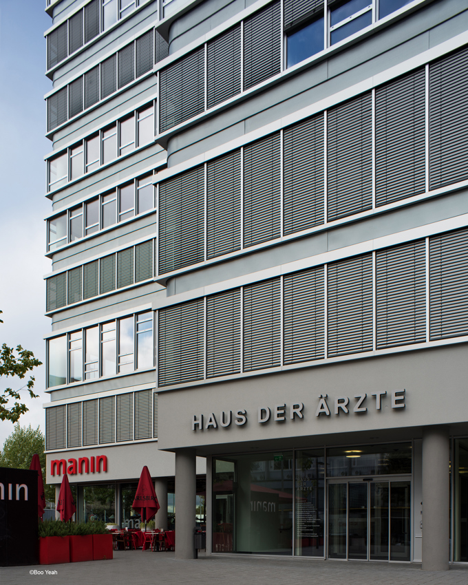 Haus Der Ärzte entrance