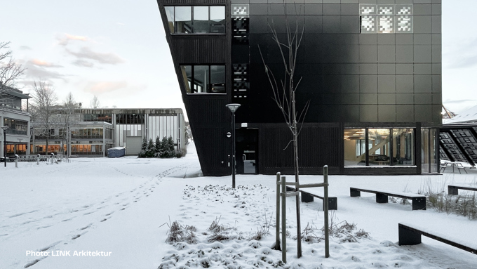 ZEB Flexible Lab 03 Web Credited