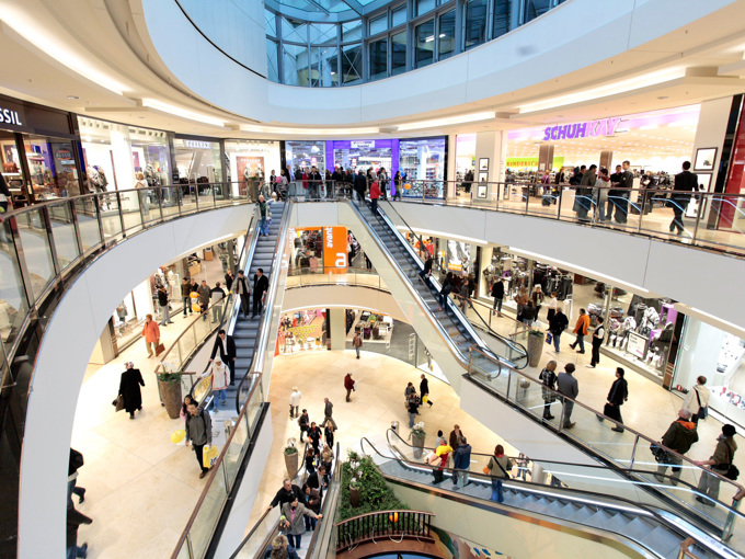 Ernst August Galerie interior