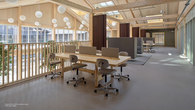 LKR IH Photo Adam Mork 214 L Credited